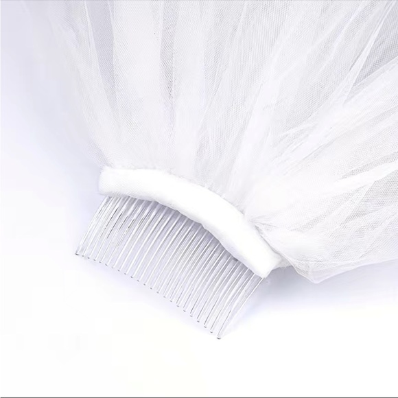 💕A single Tiered Bridal Wedding Veil. - Picture 6 of 6
